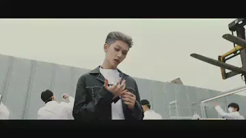 Stray Kids - God's Menu (but only Han and Felix's part)