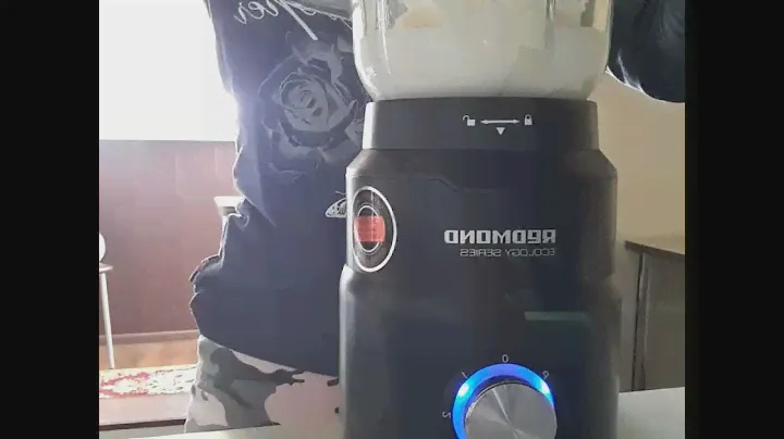Блендер Redmond RSB-3402