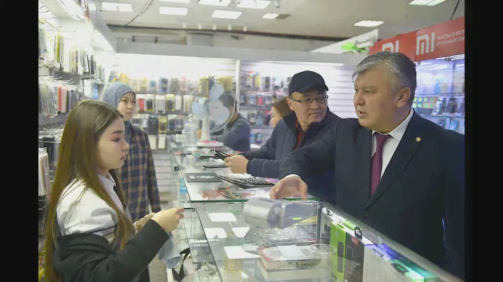 Арзыбек Кожошев посетил с внеплановой проверкой ЦУМ