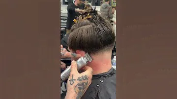 Has the algo changed? 🤷🏼‍♂️👀 #taper #fade #haircut #lukedolan #barber #wahlpro #uppercutdeluxe