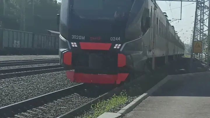прибытие эп2дм-0244 с приветливой бригадой в бердск