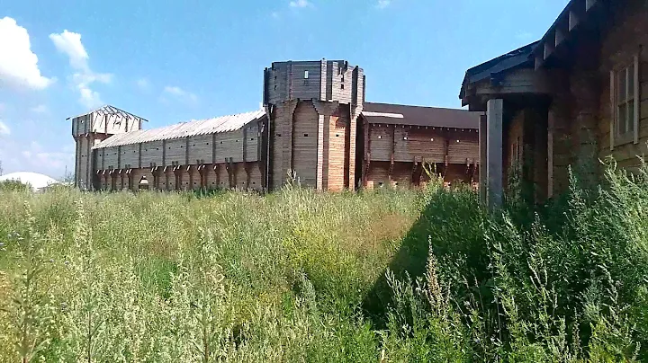 Зарастает бурьяном Бердский острог