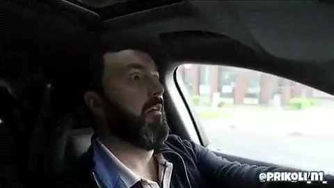 Почему миньет  нельзя делать во время движения авто. Прикол. Ржака !