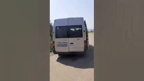 Дачники отбили у автомобилистов шлагбаум у пляжа водозабора