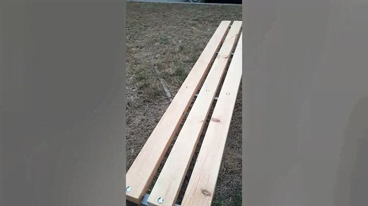 Скамейка без спинки