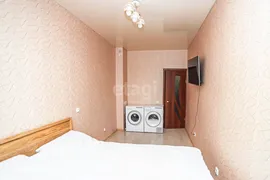 Продам однокомнатную квартиру 39.6 м² этаж 1/3 город Бердск городской округ Бердск, МК Сибиряк, к 4