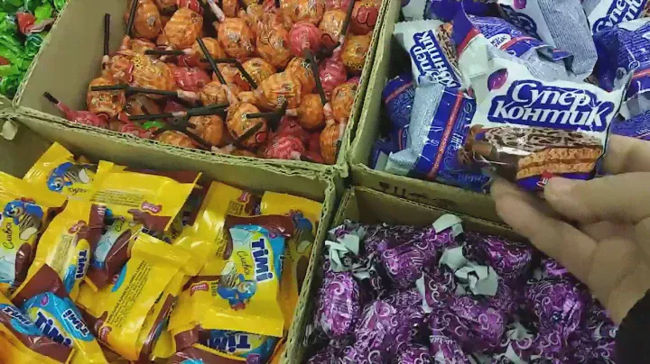 Продсиб накануне праздника.  Донецкие конфеты в Сибири.