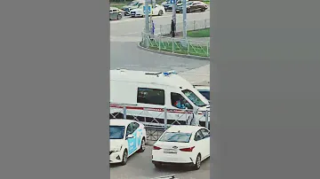 это санитары Радика ШАЙМИЕВа..квартиры от жильцов приехали освобождать???